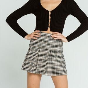FULL TILT Mini Skirt Plaid Knit Pleated Size Medium NEW